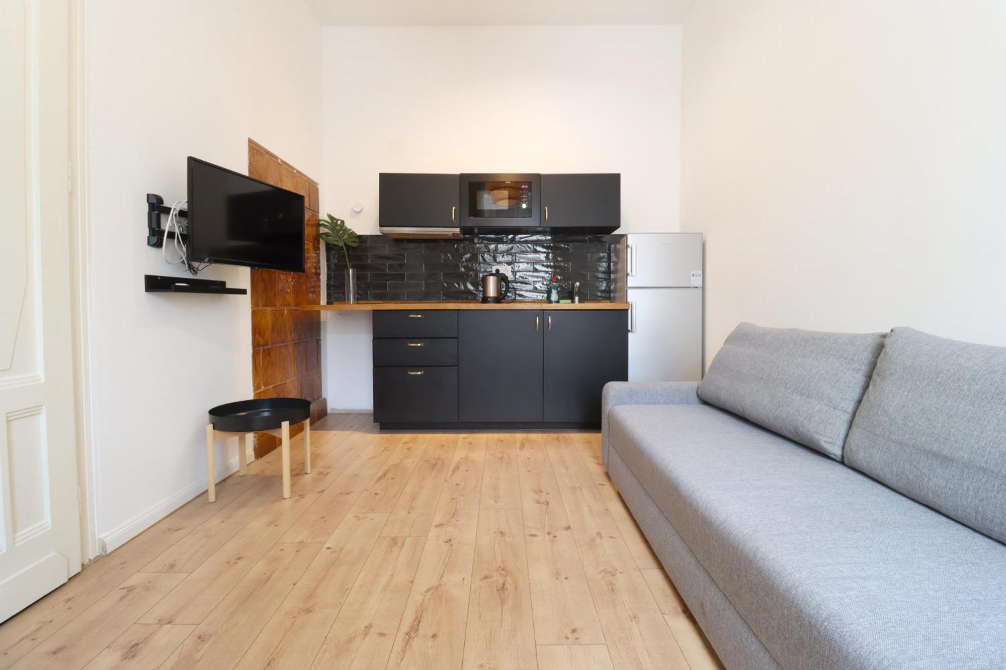 A13 Downtown Apartments With Parking Budapest Esterno foto
