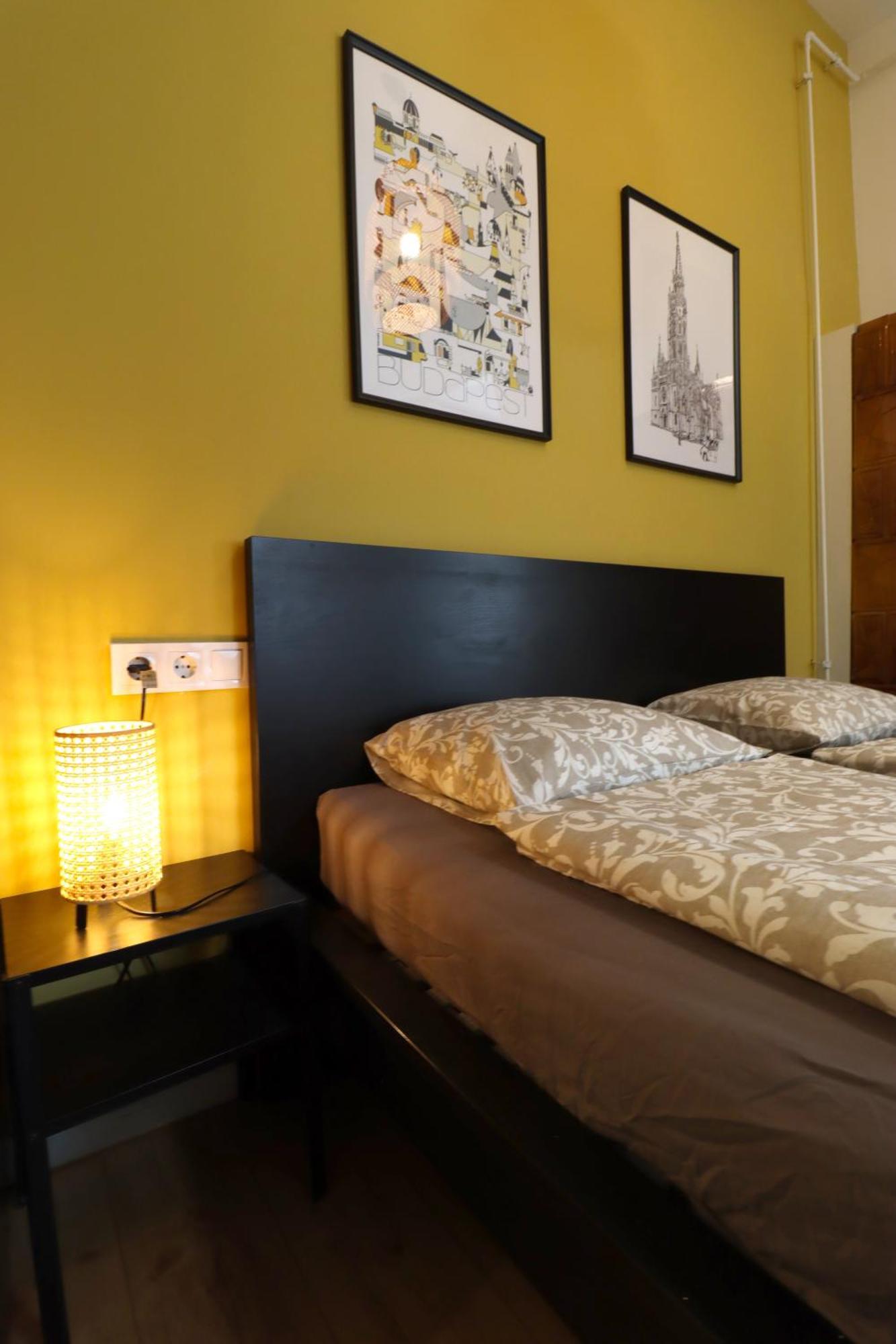 A13 Downtown Apartments With Parking Budapest Esterno foto